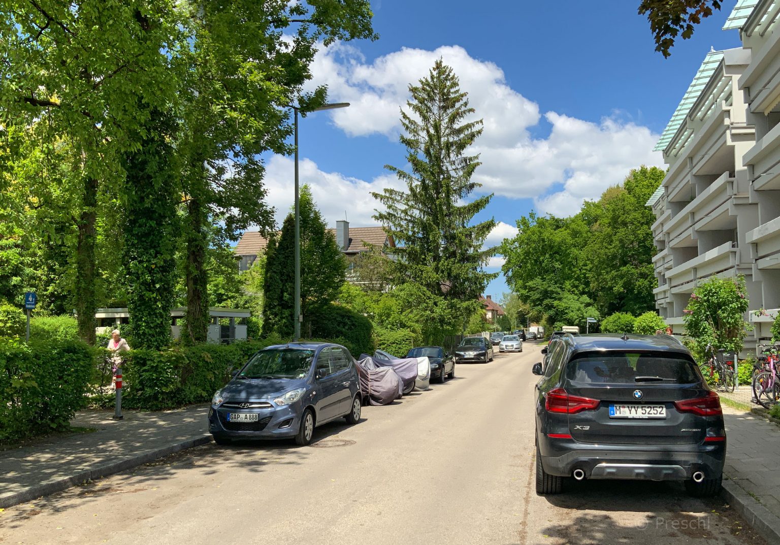 Straße zum Hogenbergplatz